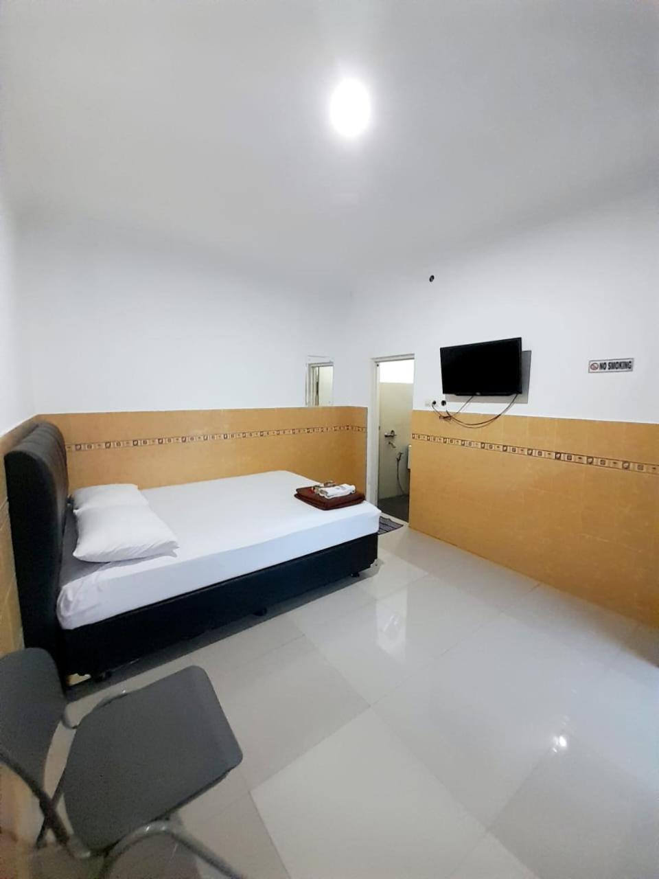 Hotel Srikandi Baru Kejayan Exterior foto